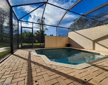 2332 Silver Palm Drive - Photo Thumbnail 1