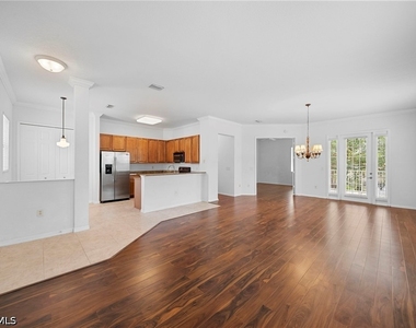 970 Peggy Circle - Photo Thumbnail 8