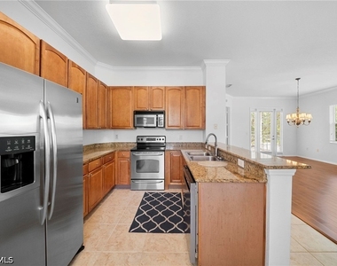 970 Peggy Circle - Photo Thumbnail 15