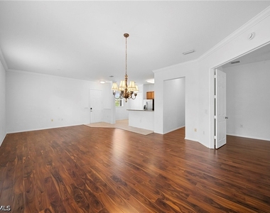 970 Peggy Circle - Photo Thumbnail 7