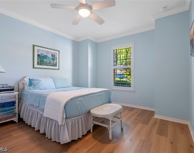 5868 Constitution Street - Photo Thumbnail 6