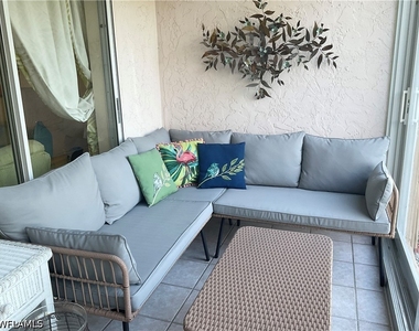 3062 Sandpiper Bay Circle - Photo Thumbnail 20