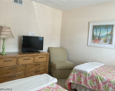 3062 Sandpiper Bay Circle - Photo Thumbnail 17