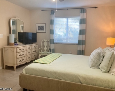 3062 Sandpiper Bay Circle - Photo Thumbnail 12