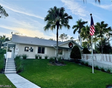 3062 Sandpiper Bay Circle - Photo Thumbnail 22