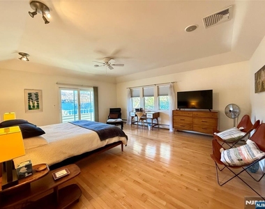 73 Forest Lake - Photo Thumbnail 13