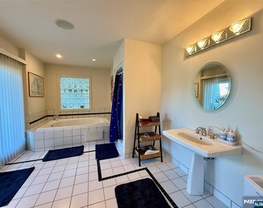 73 Forest Lake - Photo Thumbnail 26