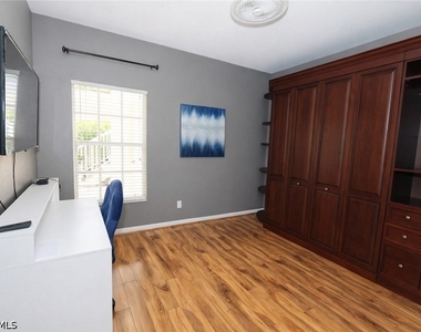 3225 Cypress Glen Way - Photo Thumbnail 20