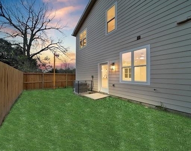 7414 Mount Street - Photo Thumbnail 18