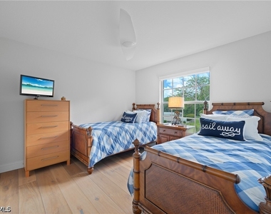 818 Tanbark Drive - Photo Thumbnail 21