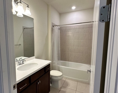 4546 Battlecreek Way - Photo Thumbnail 26