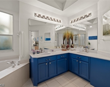 9050 Las Maderas Drive - Photo Thumbnail 9