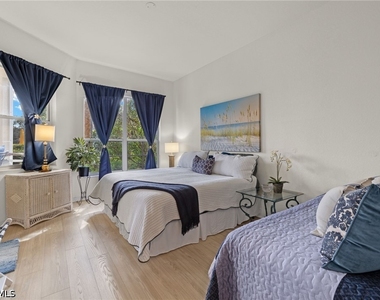 9050 Las Maderas Drive - Photo Thumbnail 5