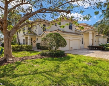 9050 Las Maderas Drive - Photo Thumbnail 17