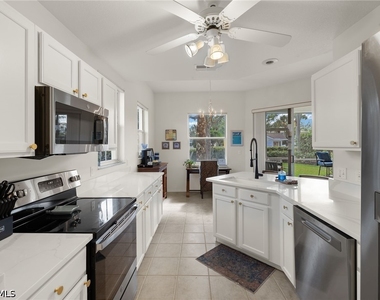 9050 Las Maderas Drive - Photo Thumbnail 3