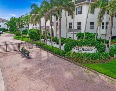 780 Bentwater Circle - Photo Thumbnail 1