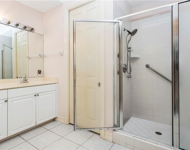 780 Bentwater Circle - Photo Thumbnail 19