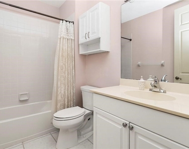 780 Bentwater Circle - Photo Thumbnail 21