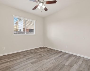 21711 Crest Peak Way - Photo Thumbnail 20