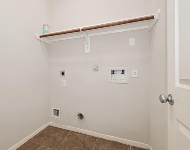 21711 Crest Peak Way - Photo Thumbnail 19