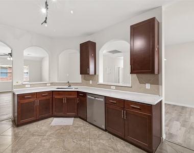 21711 Crest Peak Way - Photo Thumbnail 16