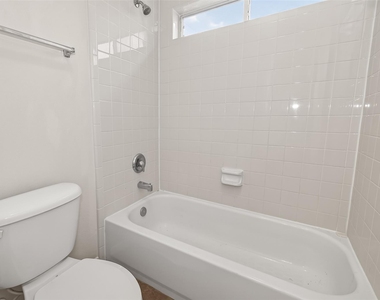21711 Crest Peak Way - Photo Thumbnail 24