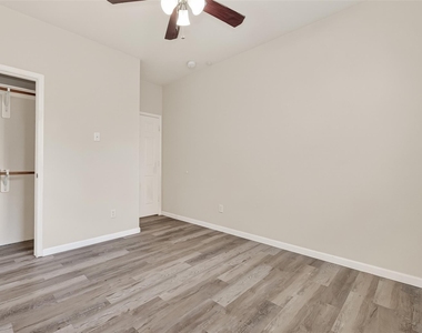 21711 Crest Peak Way - Photo Thumbnail 23