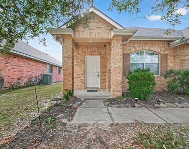 21711 Crest Peak Way - Photo Thumbnail 3