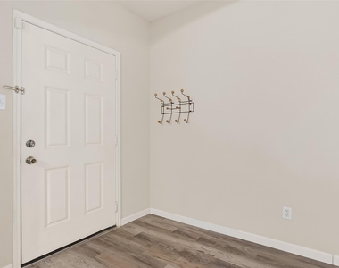 21711 Crest Peak Way - Photo Thumbnail 5