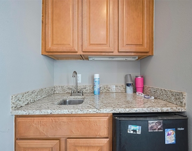 24 Versante Court - Photo Thumbnail 9