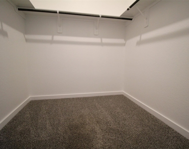 25504 Starling Lane - Photo Thumbnail 17