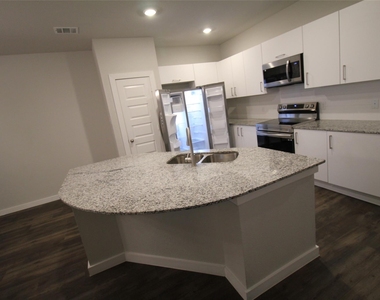 25504 Starling Lane - Photo Thumbnail 9