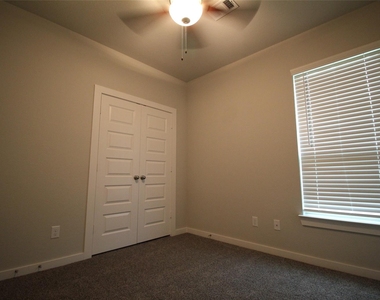 25504 Starling Lane - Photo Thumbnail 21