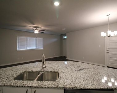 25504 Starling Lane - Photo Thumbnail 3