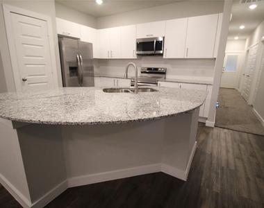 25504 Starling Lane - Photo Thumbnail 5