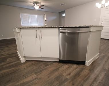 25504 Starling Lane - Photo Thumbnail 7