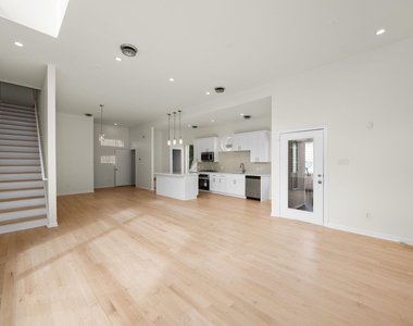 5632 Kiam Street - Photo Thumbnail 7