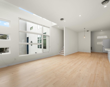 5632 Kiam Street - Photo Thumbnail 5