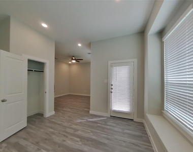 22709 Terrazzo Drive - Photo Thumbnail 3