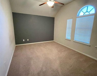20815 N Blue Hyacinth Drive - Photo Thumbnail 17