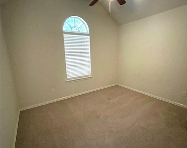 20815 N Blue Hyacinth Drive - Photo Thumbnail 20