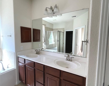 20815 N Blue Hyacinth Drive - Photo Thumbnail 12
