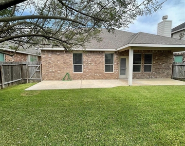 20815 N Blue Hyacinth Drive - Photo Thumbnail 21