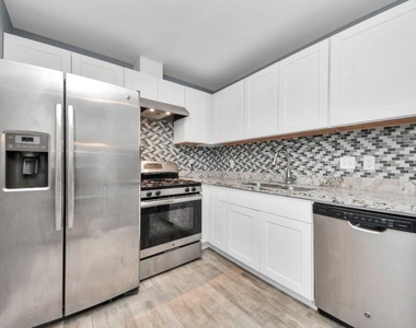 109 N Eastwood Street - Photo Thumbnail 1