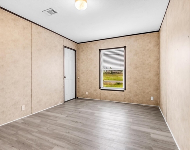 15158 Schank Road - Photo Thumbnail 9