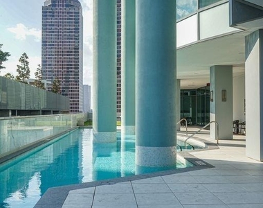 1600 Post Oak - Photo Thumbnail 7