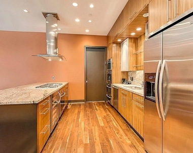 1600 Post Oak - Photo Thumbnail 31