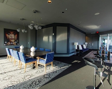 1600 Post Oak - Photo Thumbnail 13