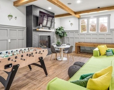 1725 Harvey Mitchell Parkway S - Photo Thumbnail 34
