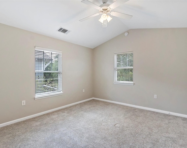 1725 Harvey Mitchell Parkway S - Photo Thumbnail 20
